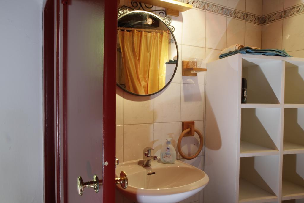Bnb122 Bed&Breakfast Ascona Room photo